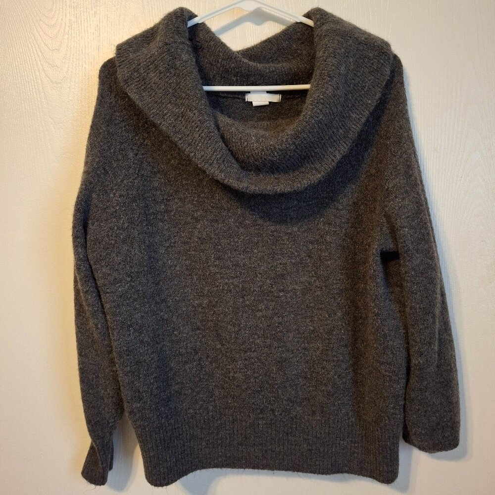 H&M Gray Off--shoulder Long Sleeve - Small
